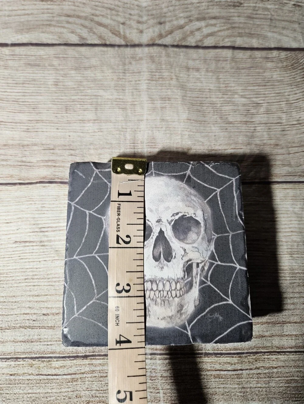 N/A gothic spooky